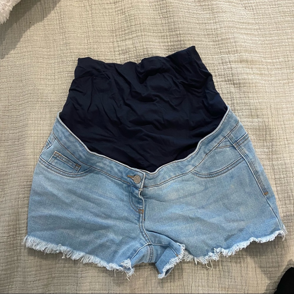 Size 6 Maternity Shorts